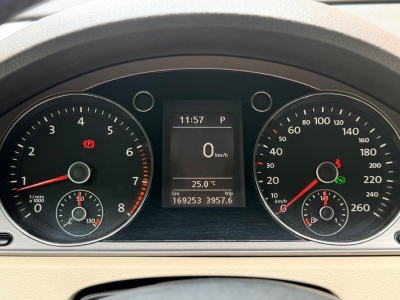 鲸牌链-京牌车长租平台-闲置京牌车长租：2000 元/月 大众迈腾1.8T 5座 汽油小轿车 尾号0 