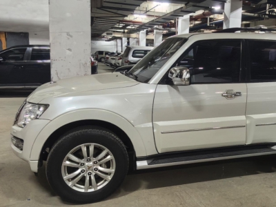 鲸牌链-京牌车长租平台-闲置京牌车长租：4500 元/月 三菱帕杰罗 V6 3.8L 5座 汽油SUV 尾号6 