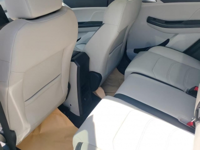 鲸牌链-京牌车长租平台-闲置京牌车长租：2400 元/月 比亚迪元Pro 5座 纯电SUV 尾号0 