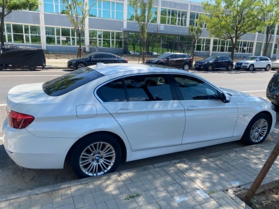 鲸牌链-京牌车长租平台-闲置京牌车长租：3200 元/月 宝马BMW 525Li 5座 汽油小轿车 尾号1 