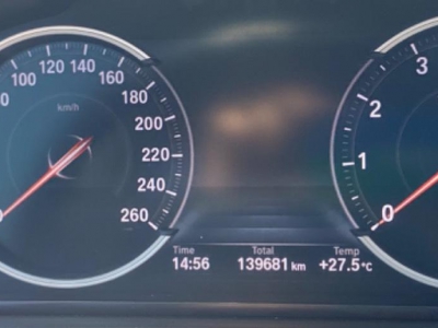 鲸牌链-京牌车长租平台-闲置京牌车长租：3200 元/月 宝马BMW 525Li 5座 汽油小轿车 尾号1 