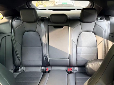鲸牌链-京牌车长租平台-闲置京牌车长租：9800 元/月 保时捷Macan EV 2026款长续航版 5座 纯电SUV 尾号8 