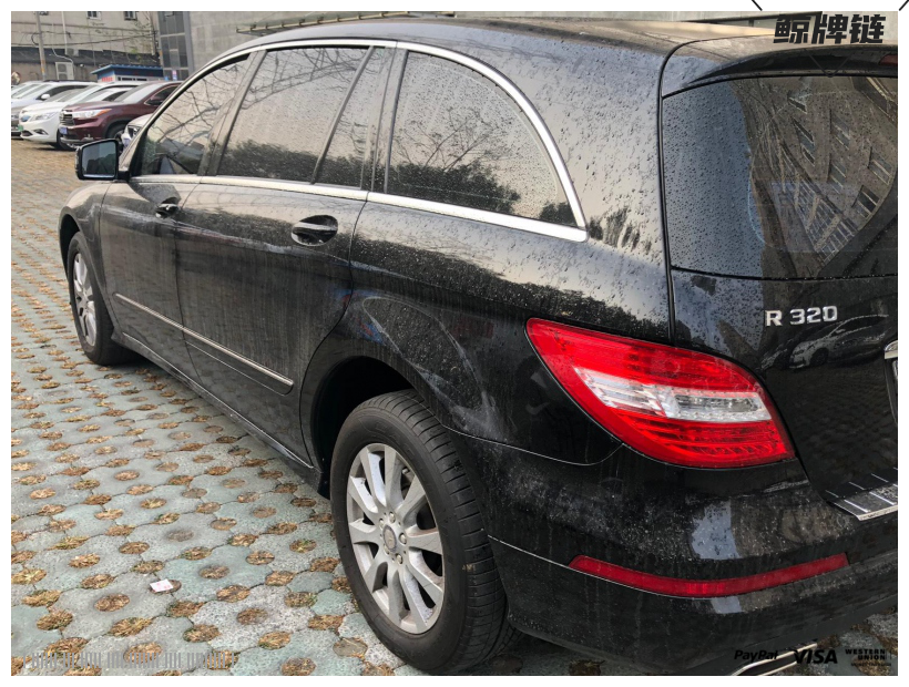 侧面-闲置京牌车长租：9000 元/月 奔驰R320 7座 汽油小轿车 尾号9 