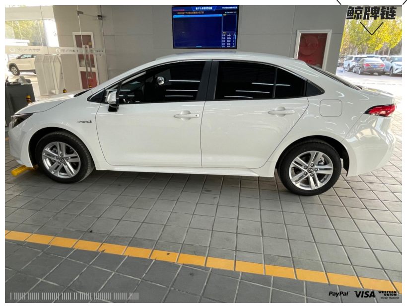 侧面-闲置京牌车长租：5200 元/月 丰田雷凌双擎 5座 汽油小轿车 尾号3 
