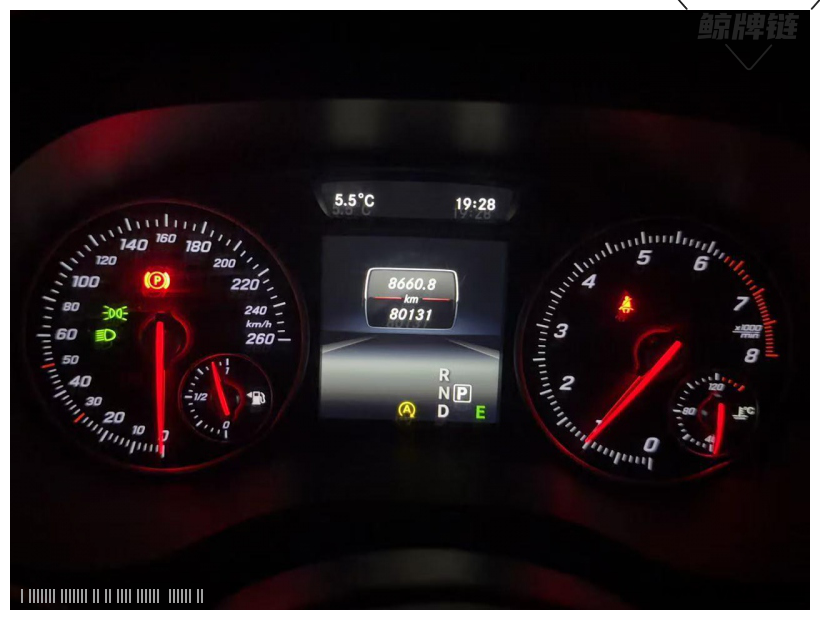 鲸牌链-京牌车长租平台-闲置京牌车长租：2900 元/月 奔驰B200 5座 汽油小轿车 尾号5 